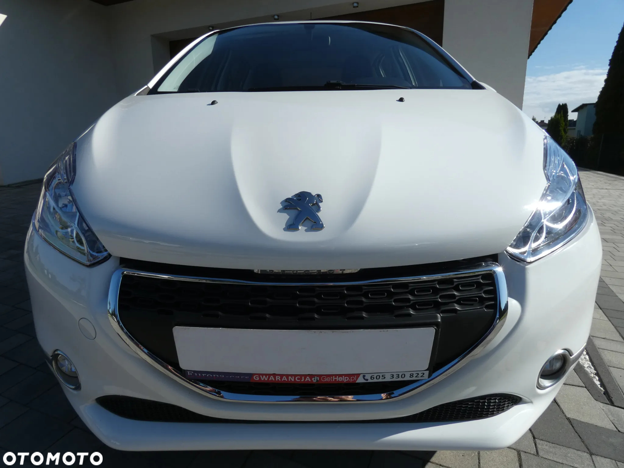 Peugeot 208 - 2