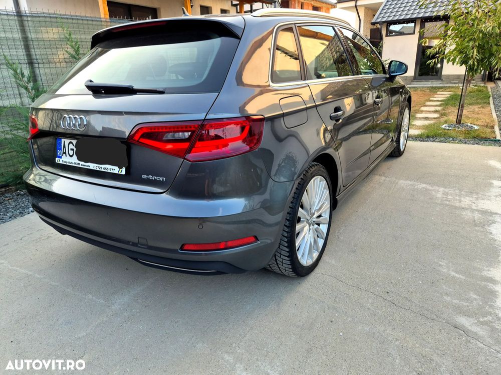 Audi e-tron - 34
