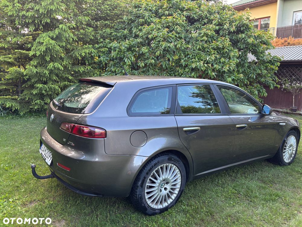 Alfa Romeo 159 1.9 JTDM 16V DPF Distinctive - 7