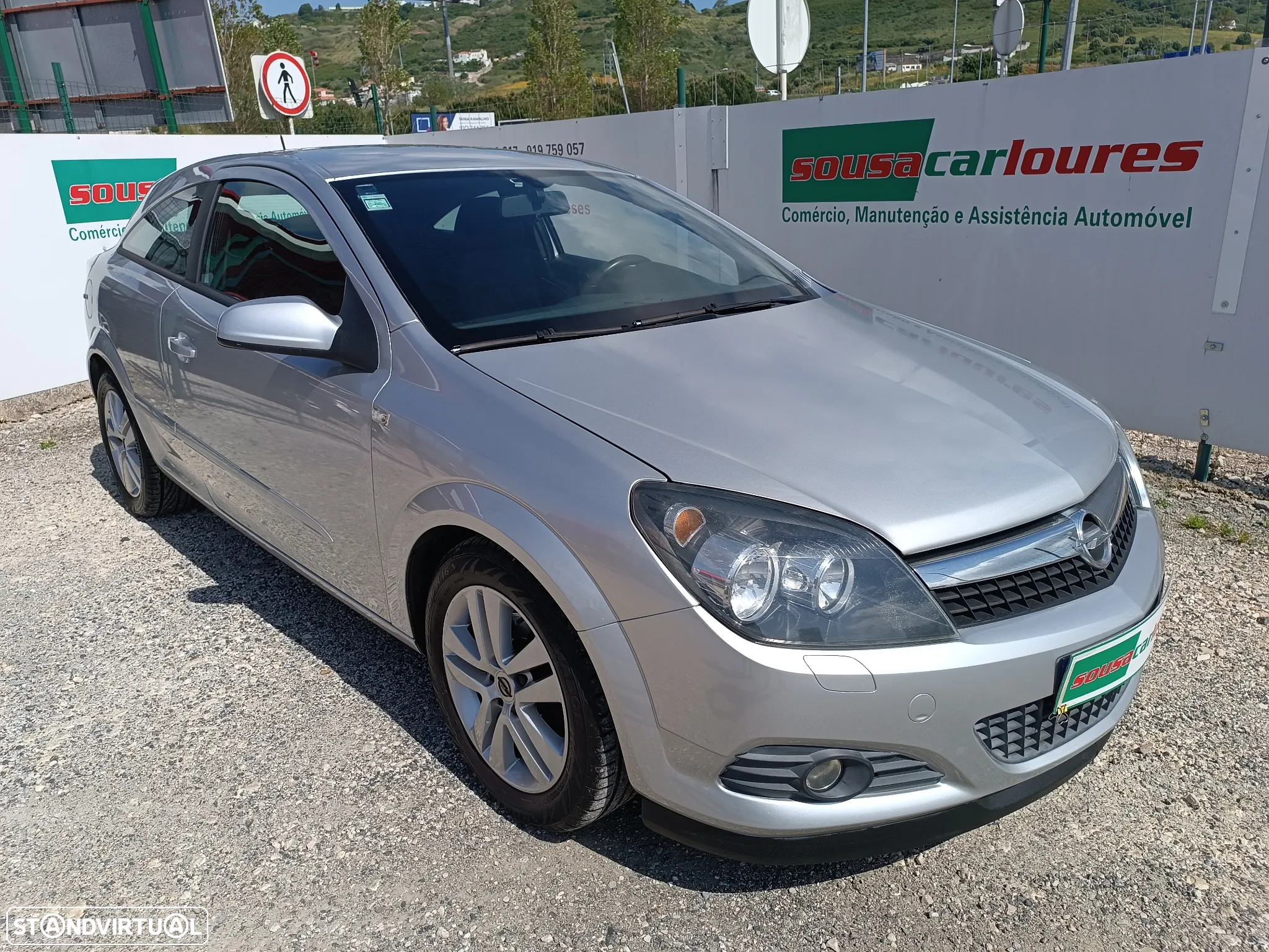 Opel Astra GTC 1.4 - 6