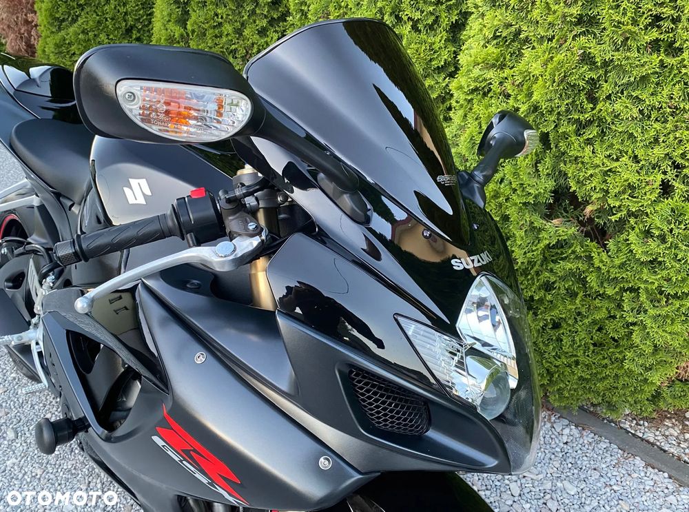 Suzuki GSX-R - 7