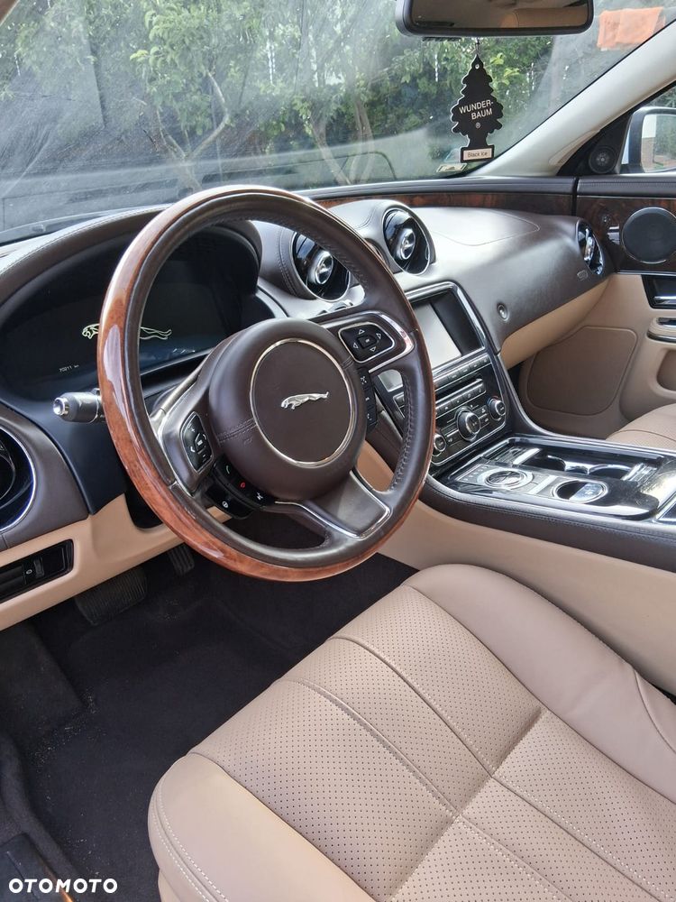 Jaguar XJ 3.0 V6 Kompressor Portfolio - 26