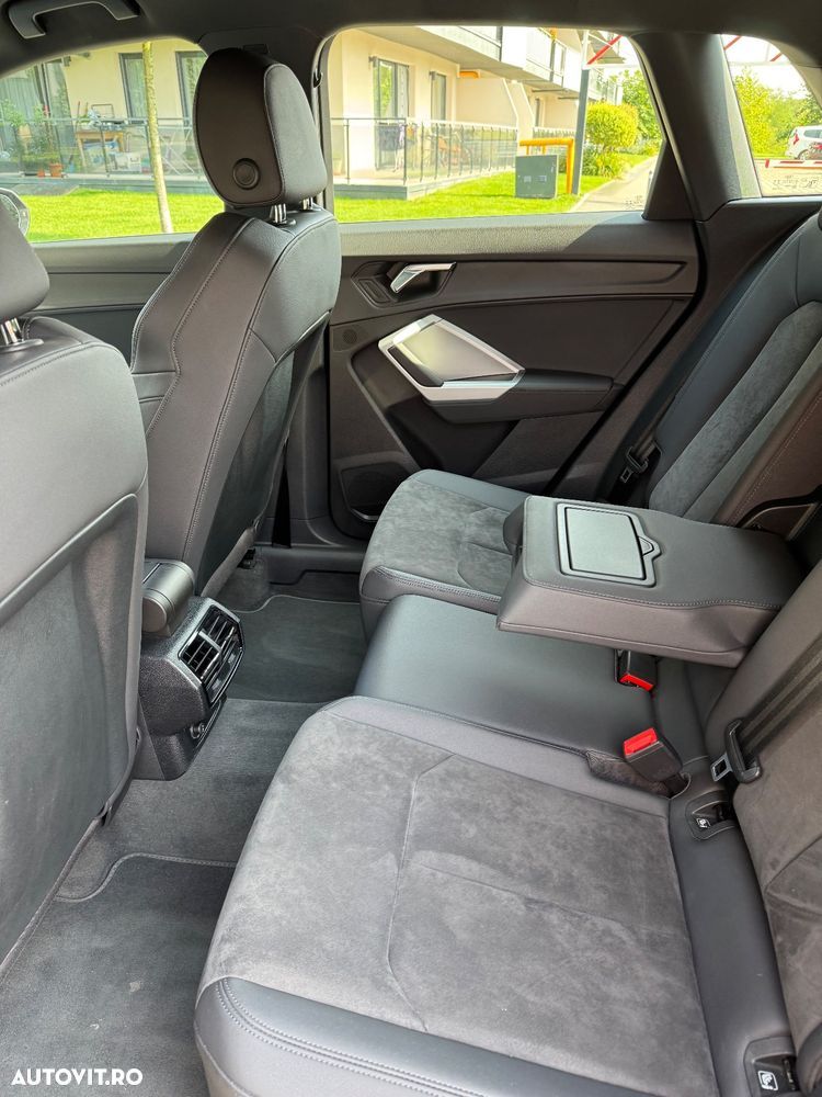 Audi Q3 2.0 35 TDI S tronic quattro Advanced - 7