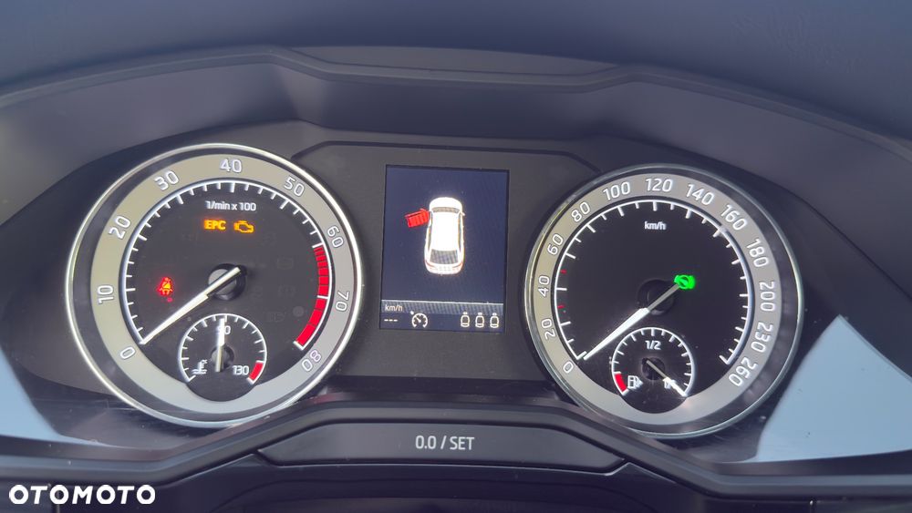 Skoda Superb 1.5 TSI ACT DSG Style - 13