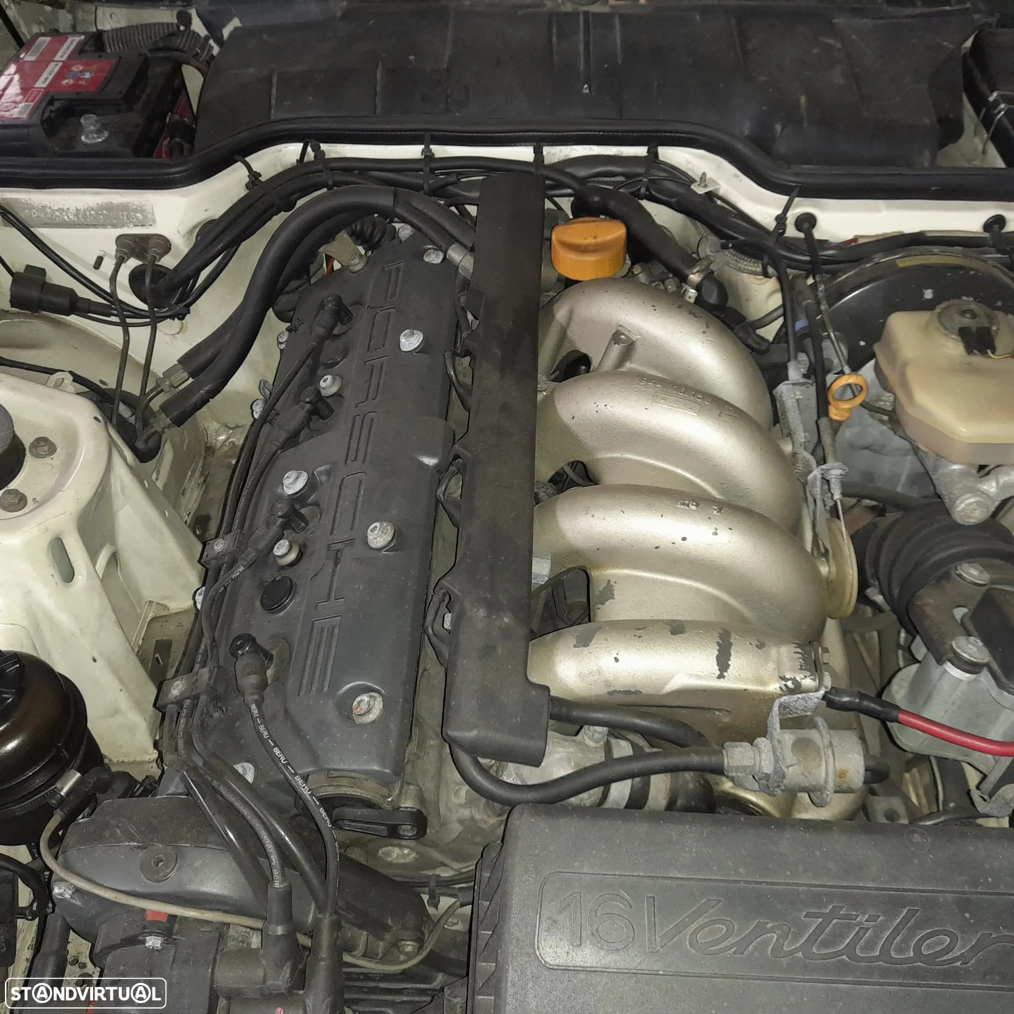Porsche 944 S - 15