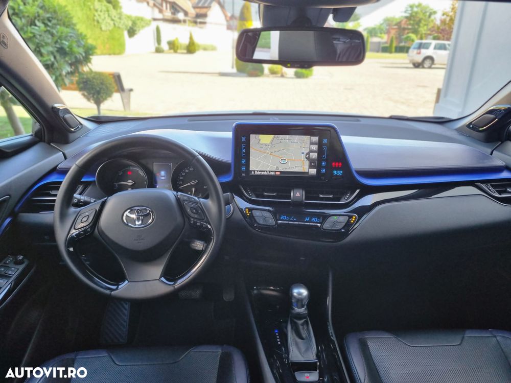 Toyota C-HR Lounge - 17