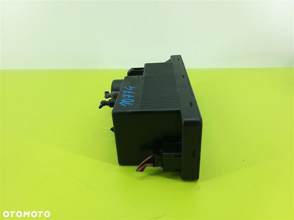 Pompka centralnego zamka Mercedes E-klasa W210 1995-2002 0132006338 BOSCH - 3