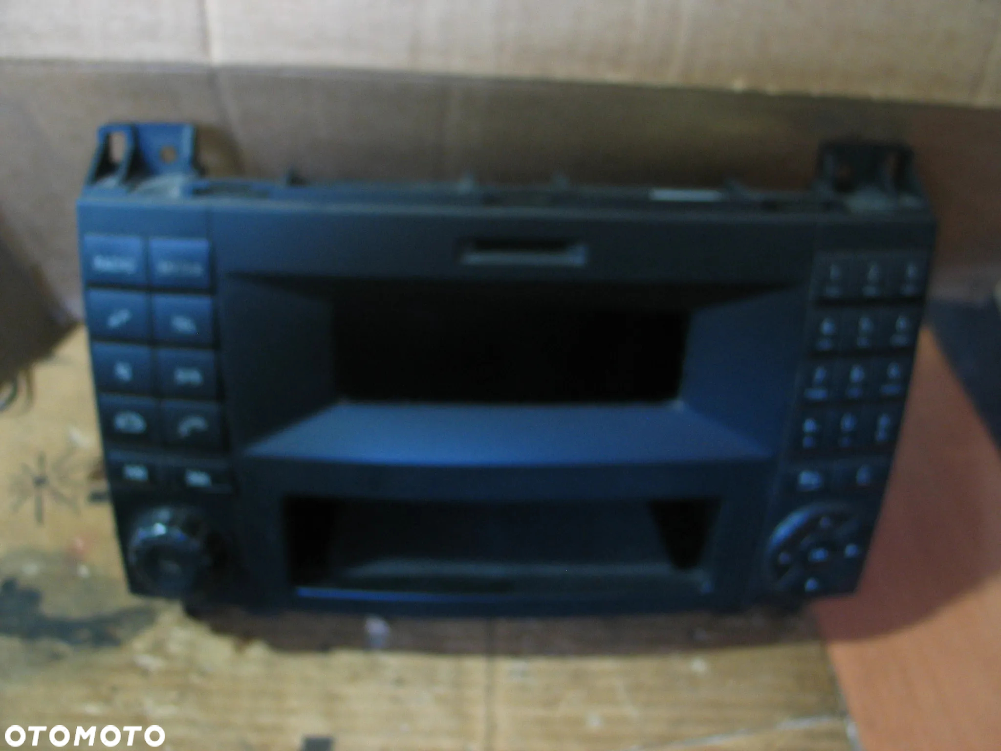 radio radioodtwarzacz Mercedes sprinter W906 A9069006102 - 3
