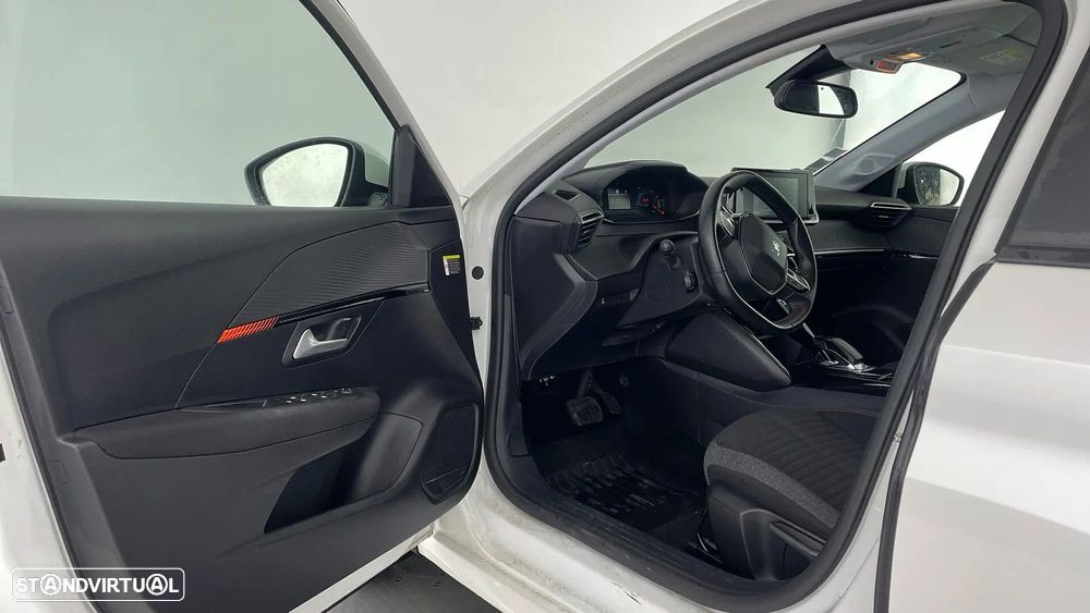 Peugeot e-208 50 kWh Active Pack - 21