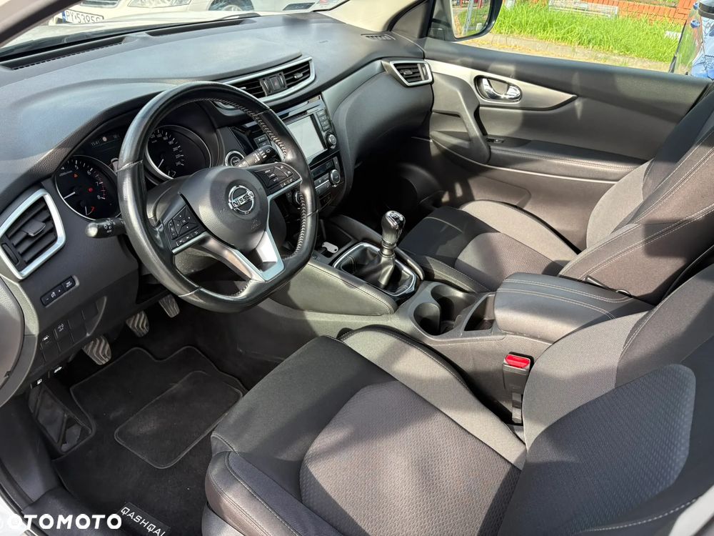 Nissan Qashqai 1.3 DIG-T N-Connecta - 8