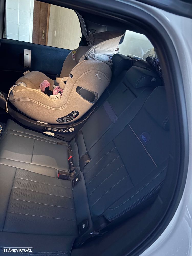 MINI Countryman E Favoured L - 21