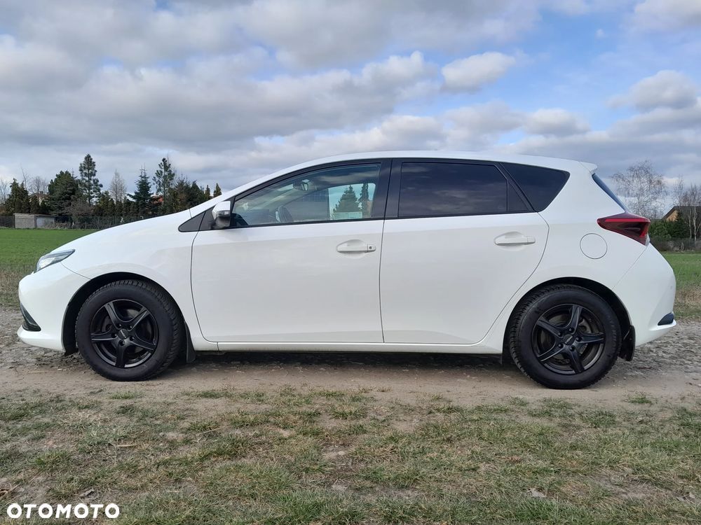 Toyota Auris 1.33 VVT-i Active - 2