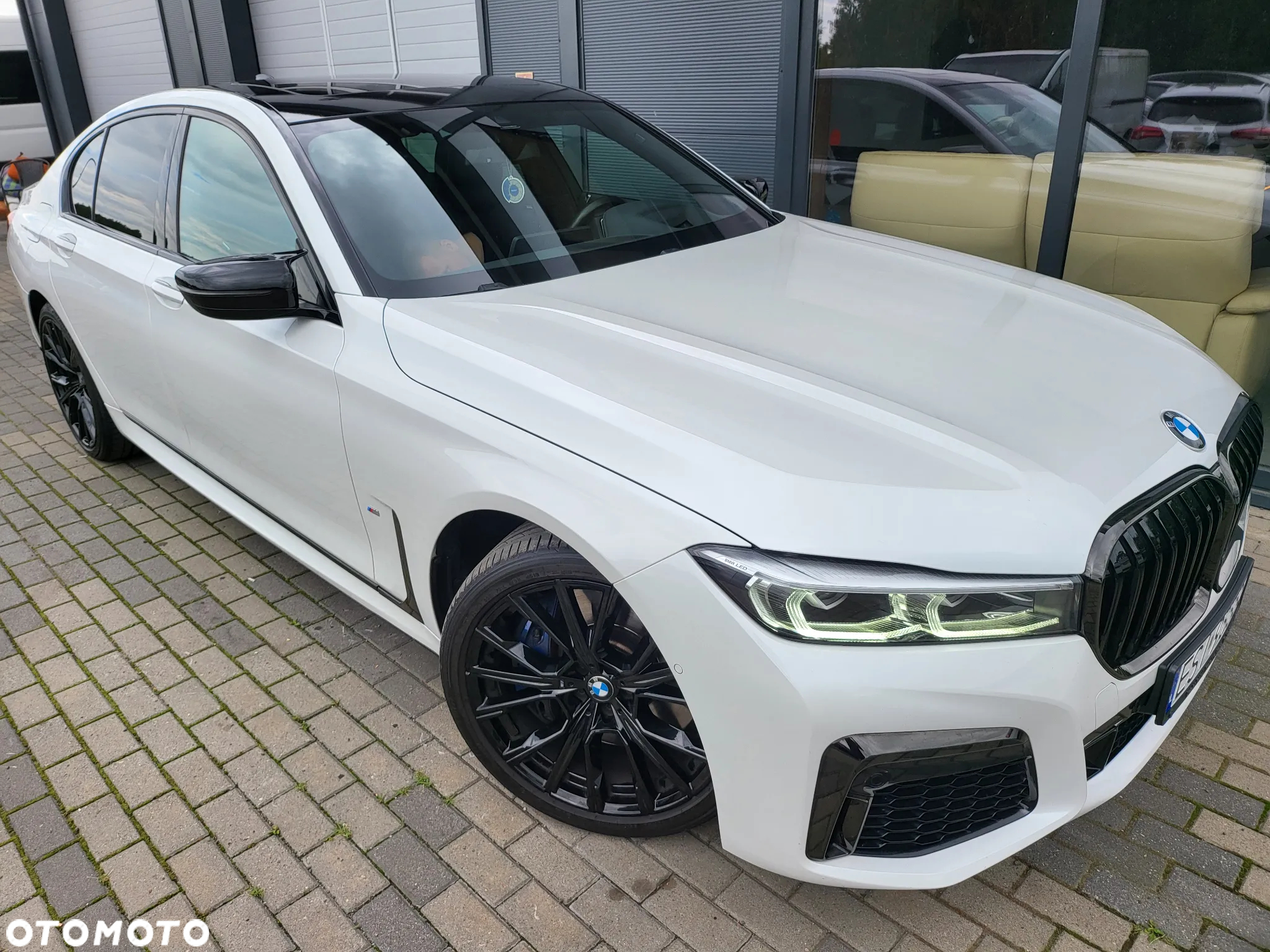 BMW Seria 7 730d xDrive sport - 23