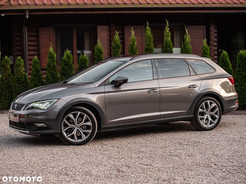 Seat Leon Sportstourer 2.0 TDI Start&Stop 4Drive DSG X-Perience - 3