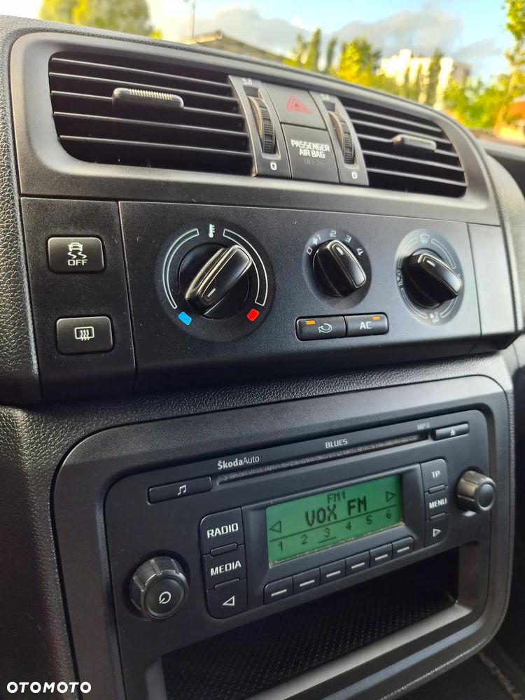 Skoda Roomster 1.4 16V Elegance - 40