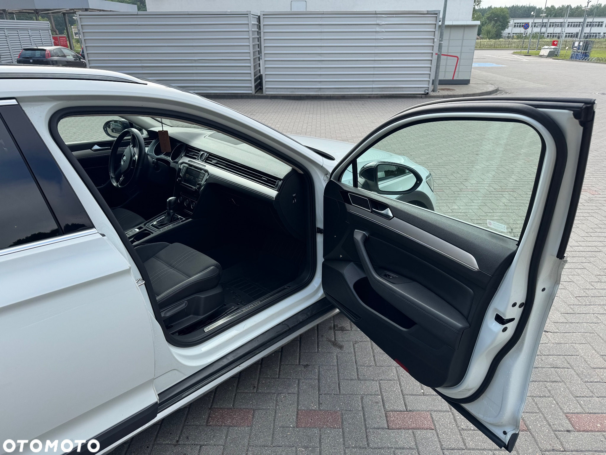 Volkswagen Passat Alltrack 2.0 TDI 4Mot DSG - 9