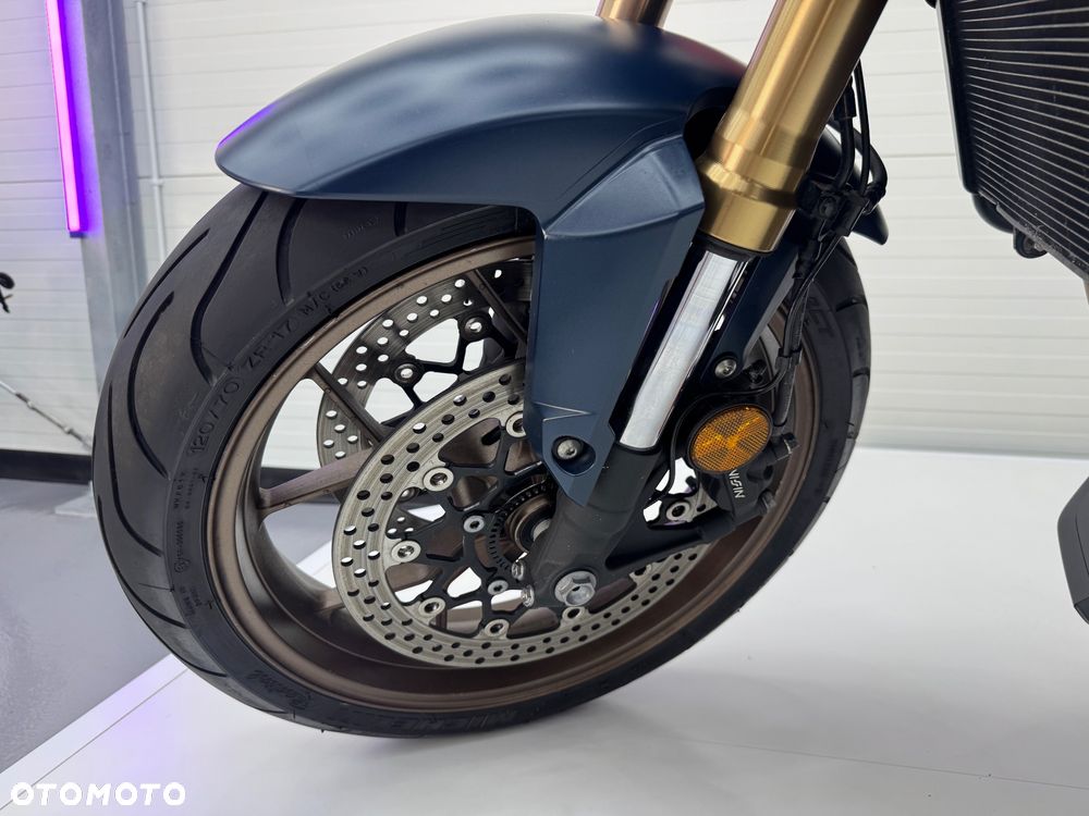 Honda CB - 35