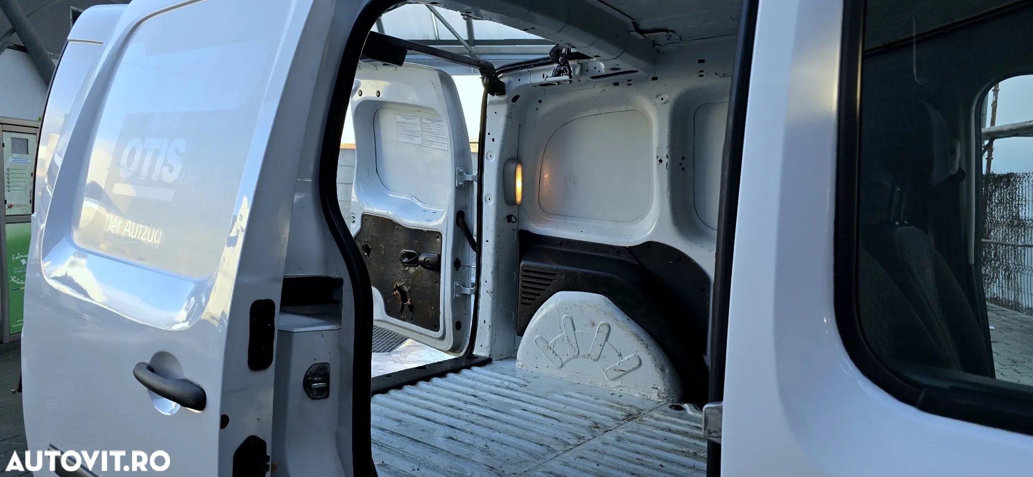 Renault Kangoo ENERGY dCi 75 FAP START - 18