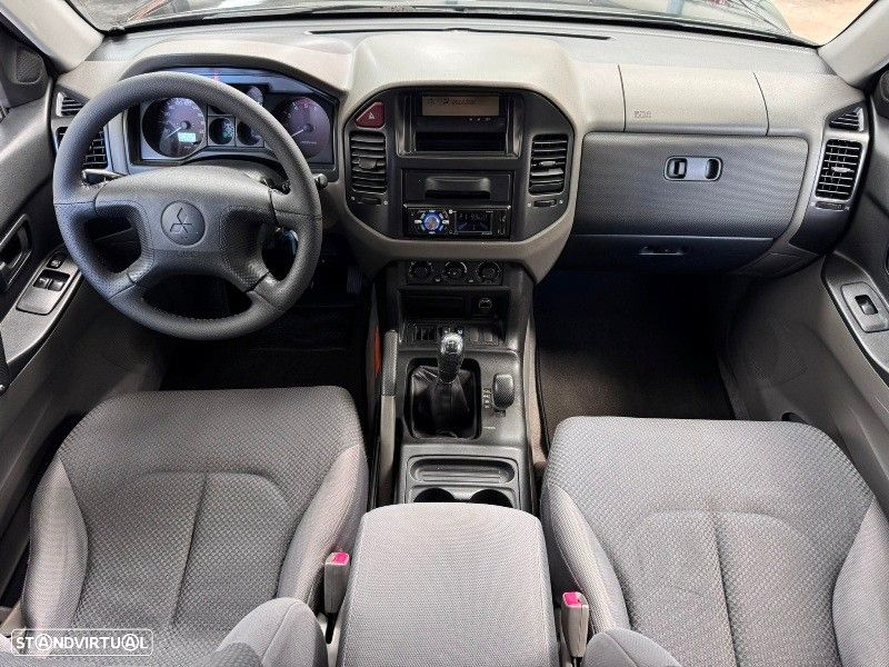Mitsubishi Pajero 3.2 DI-D GLS - 2