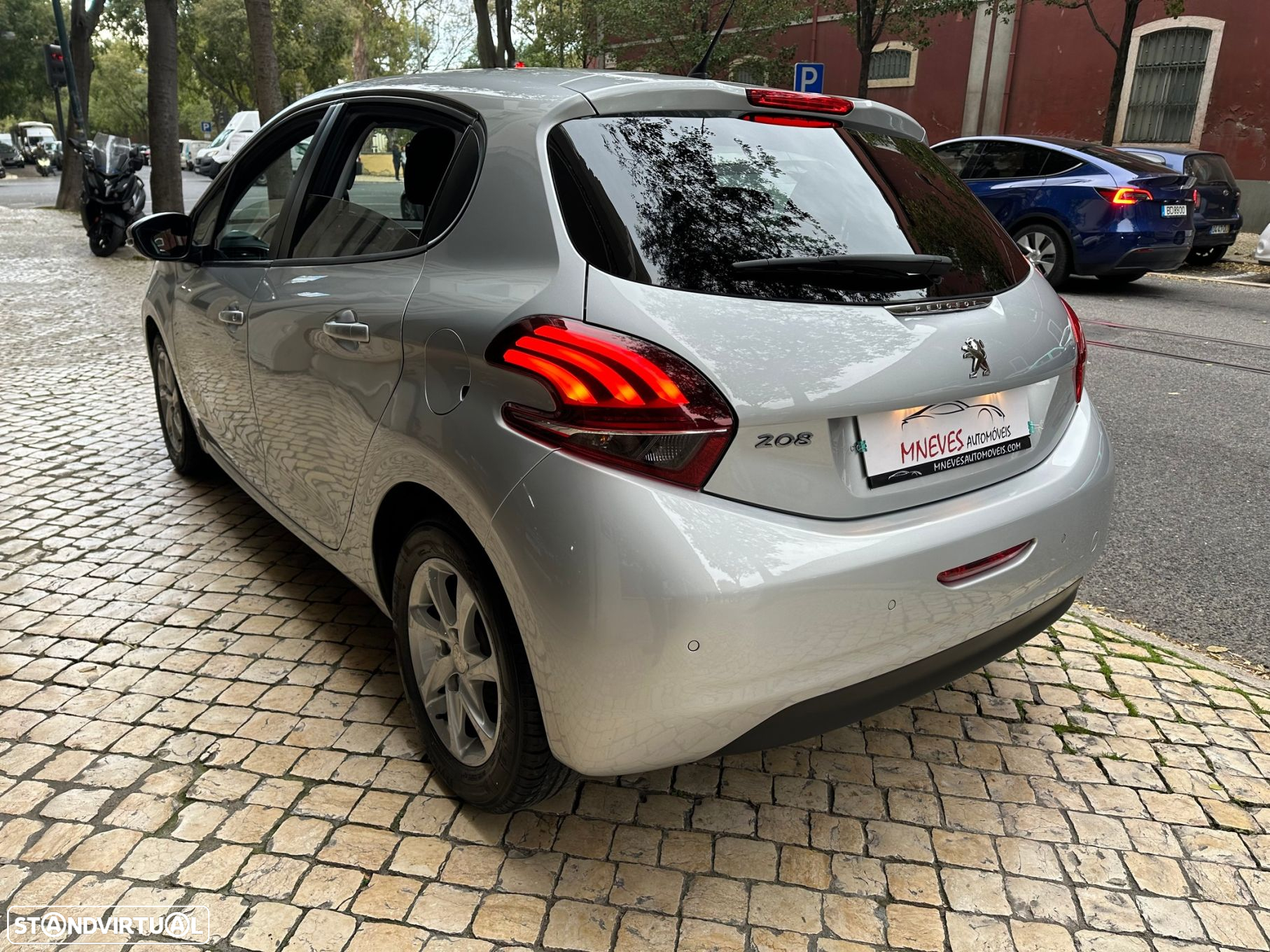 Peugeot 208 1.6 BlueHDi Style - 5