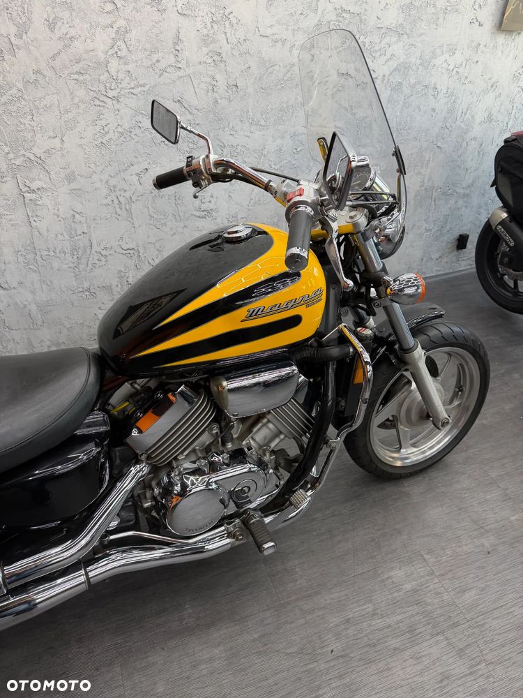 Honda VF - 30