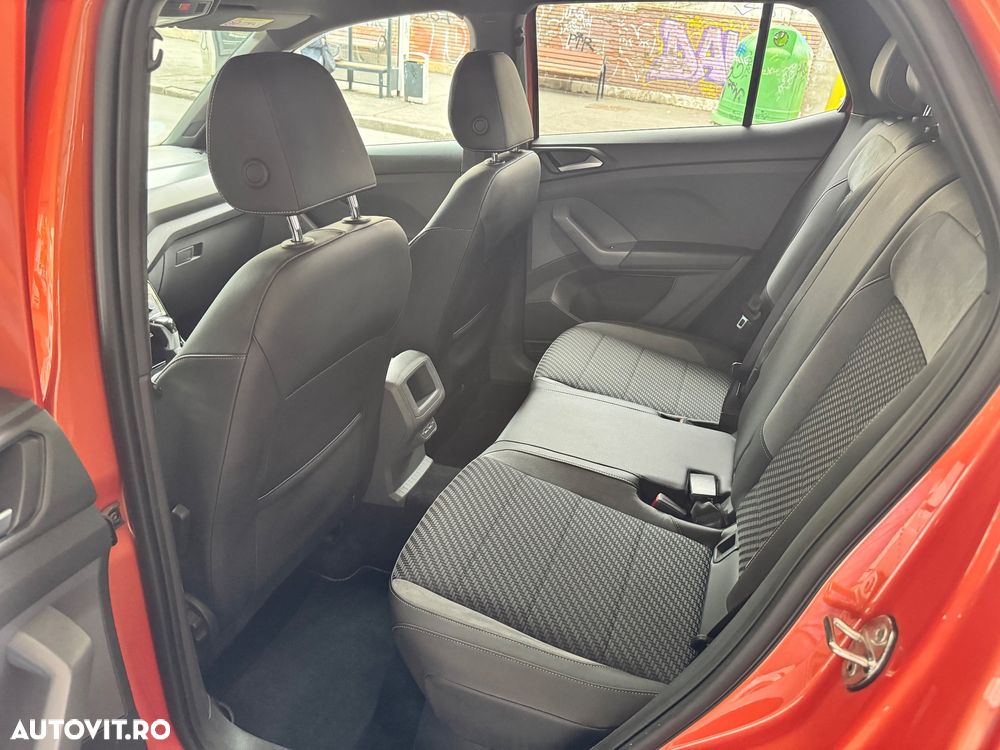 Volkswagen T-Cross 1.0 TSI DSG R-Line - 17