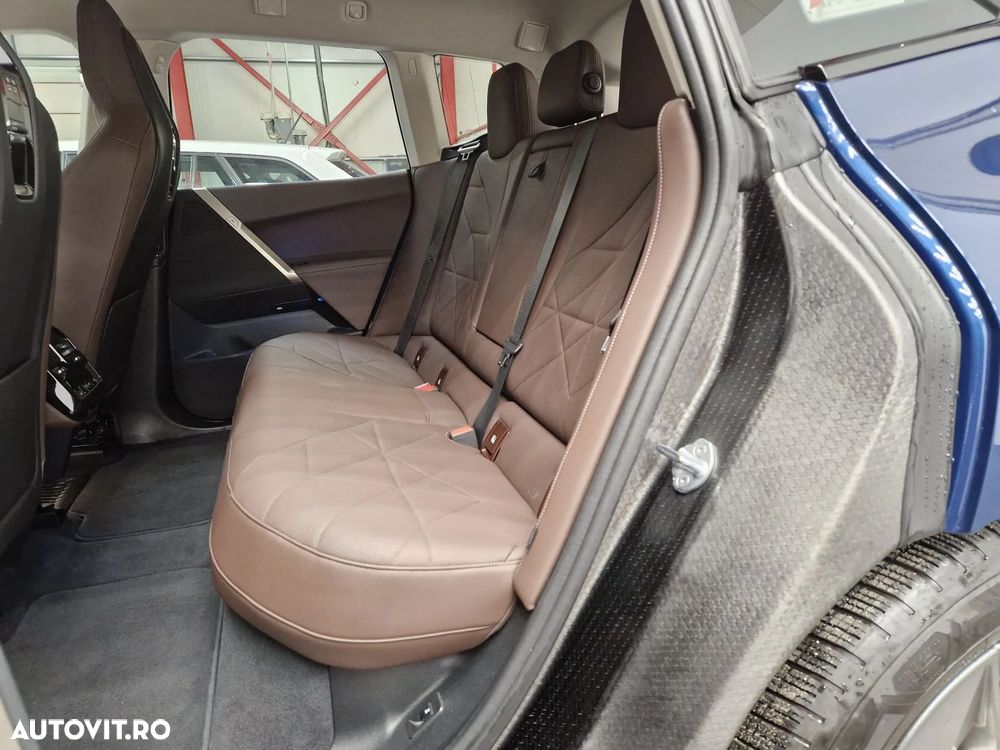 BMW iX xDrive50 - 9
