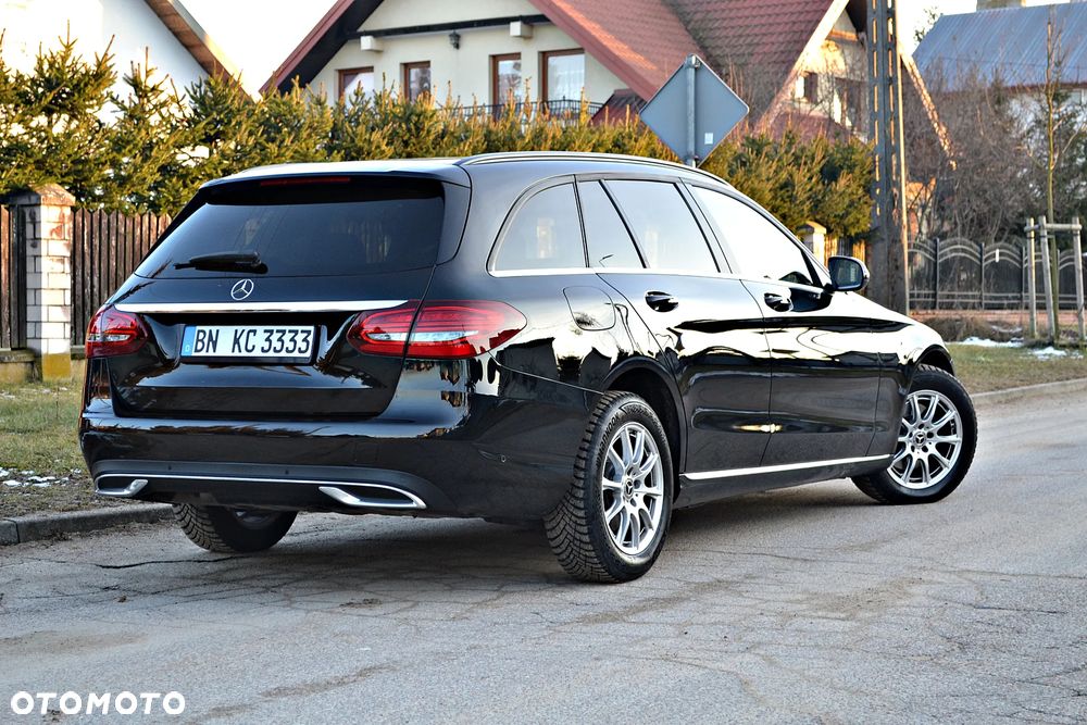 Mercedes-Benz Klasa C 220 d 9G-TRONIC Exclusive - 14