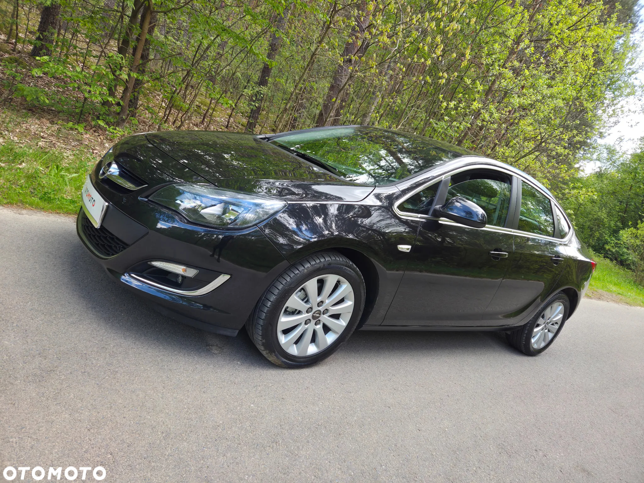 Opel Astra 1.7 CDTI DPF Cosmo - 11