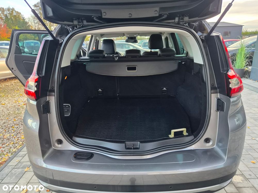 Renault Grand Scenic TCe 140 GPF BLACK EDITION - 26