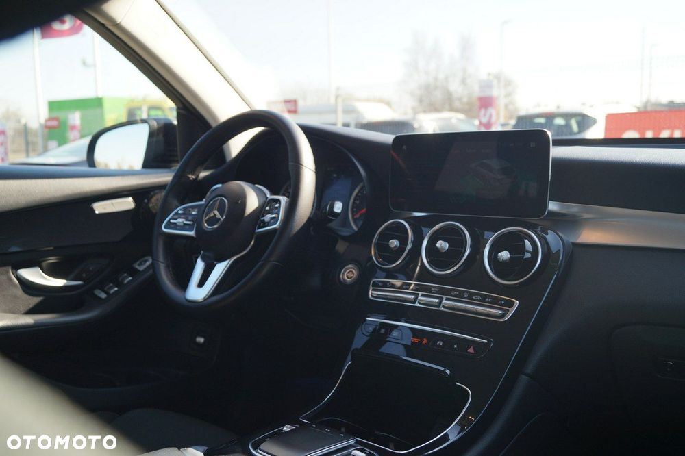 Mercedes-Benz GLC - 6