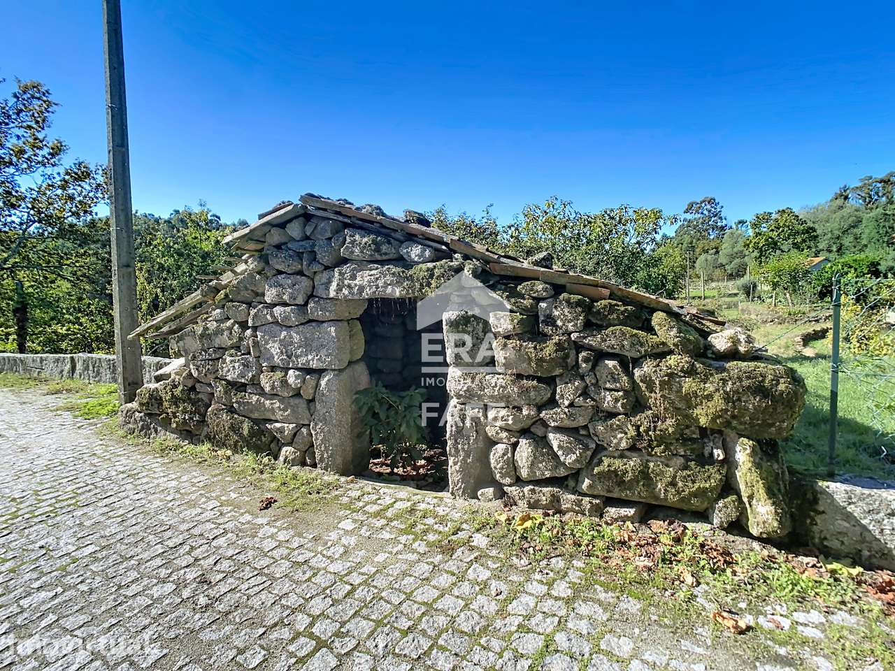 Moradia geminada V2 em Monte, Fafe - Grande imagem: 3/15
