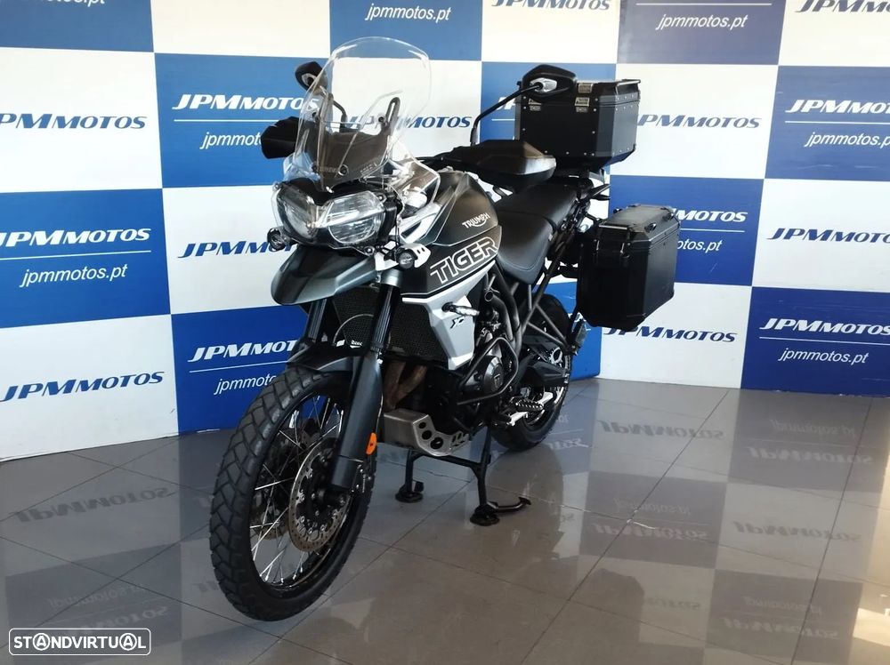 Triumph Tiger 800 XCA - 2