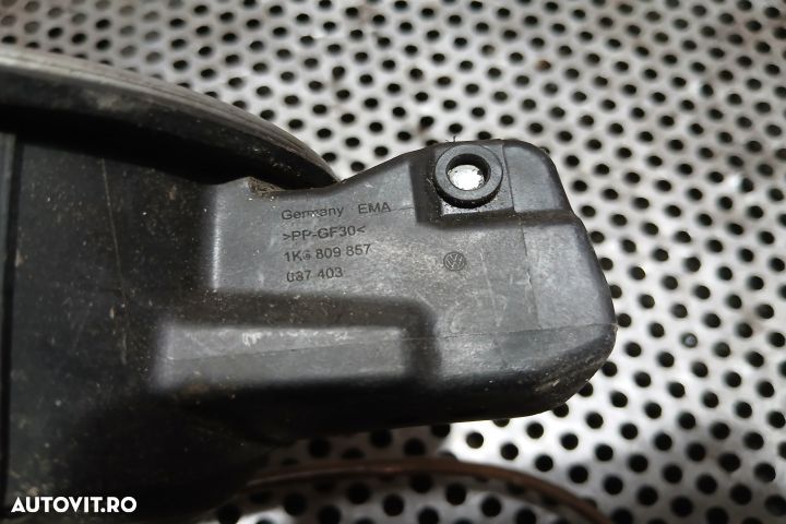 Usita rezervor 1K6809857 1K0010282L 1K6809857 1K0010282L Volkswagen V - 3