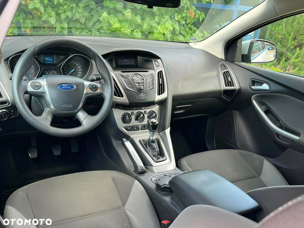 Ford Focus - 9