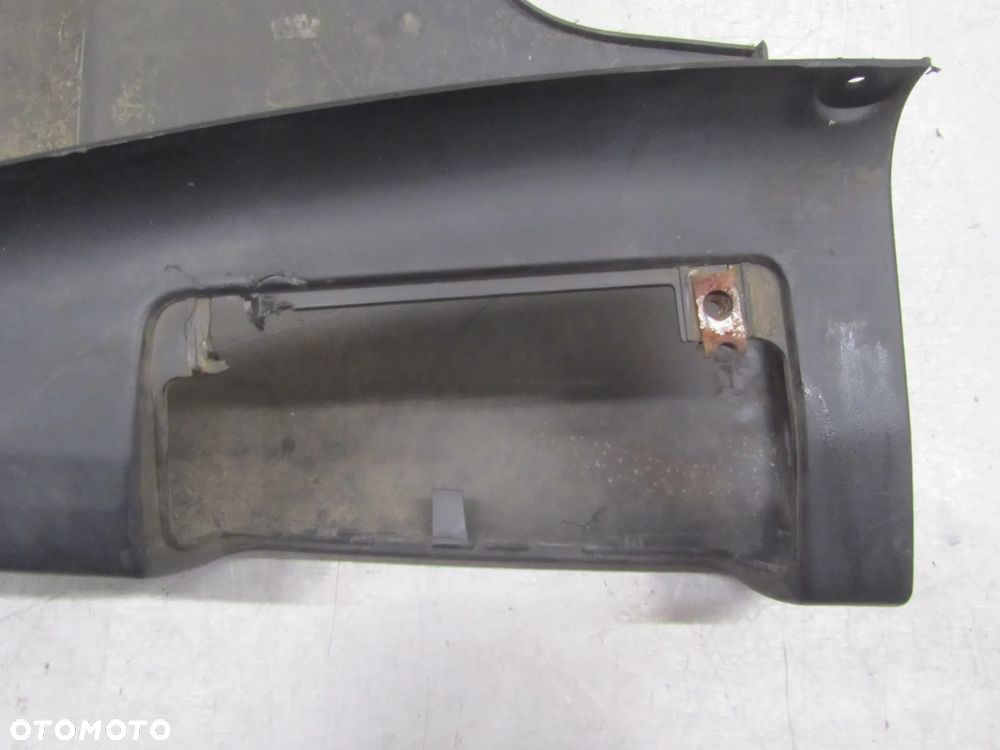 Narożnik Prawy Tył Renault Trafic-Vivaro-Talento 2014->1.6 DCI - 3