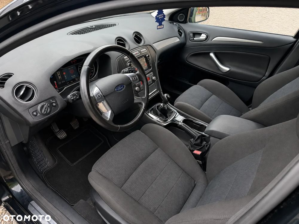 Ford Mondeo 2.0 TDCi Titanium S - 12