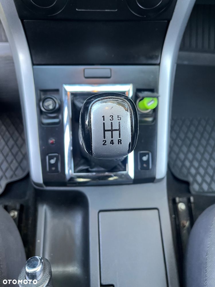 Suzuki Grand Vitara 1.6 Comfort Style - 22