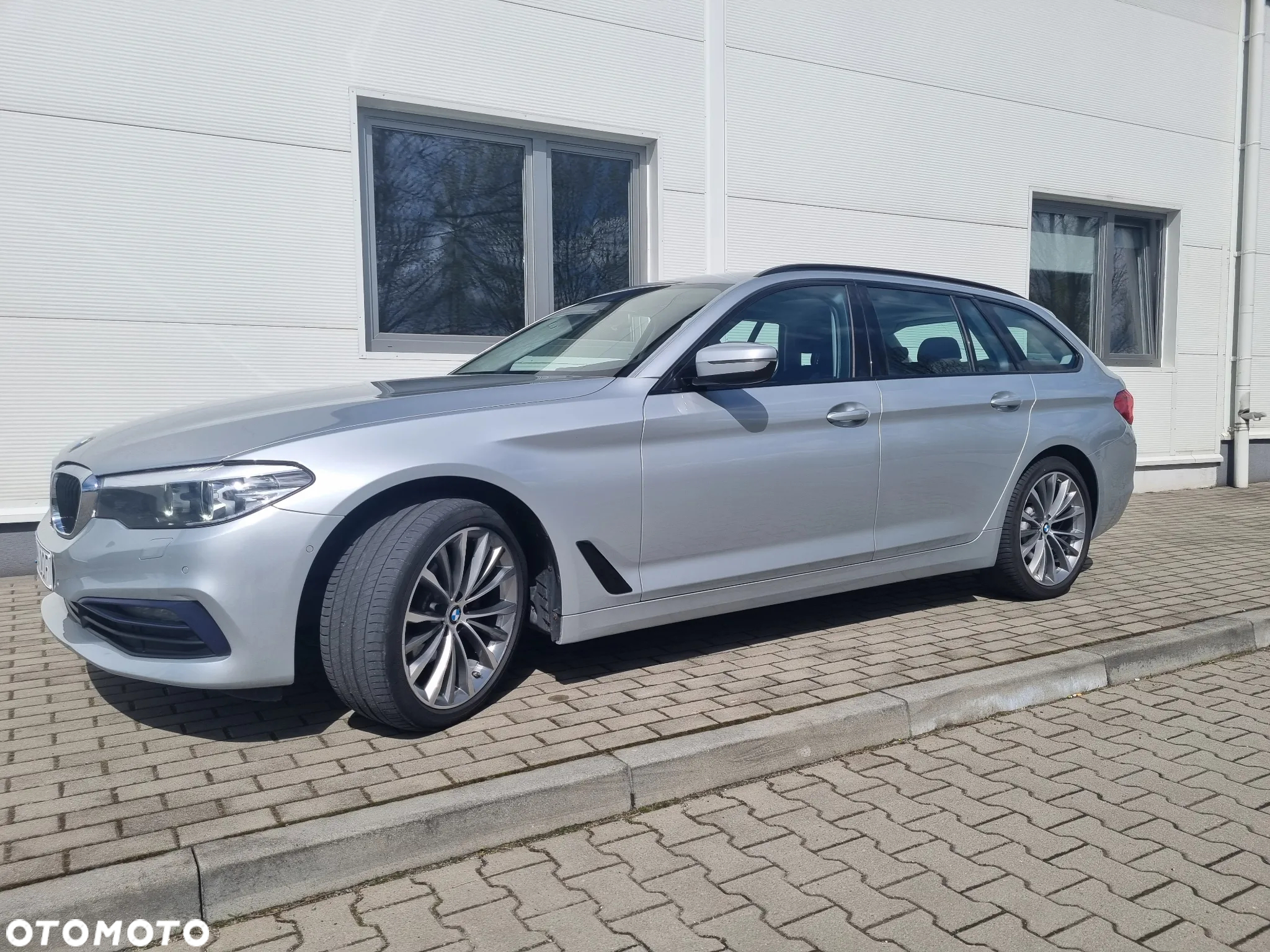 BMW Seria 5 520d Touring Sport Line - 6