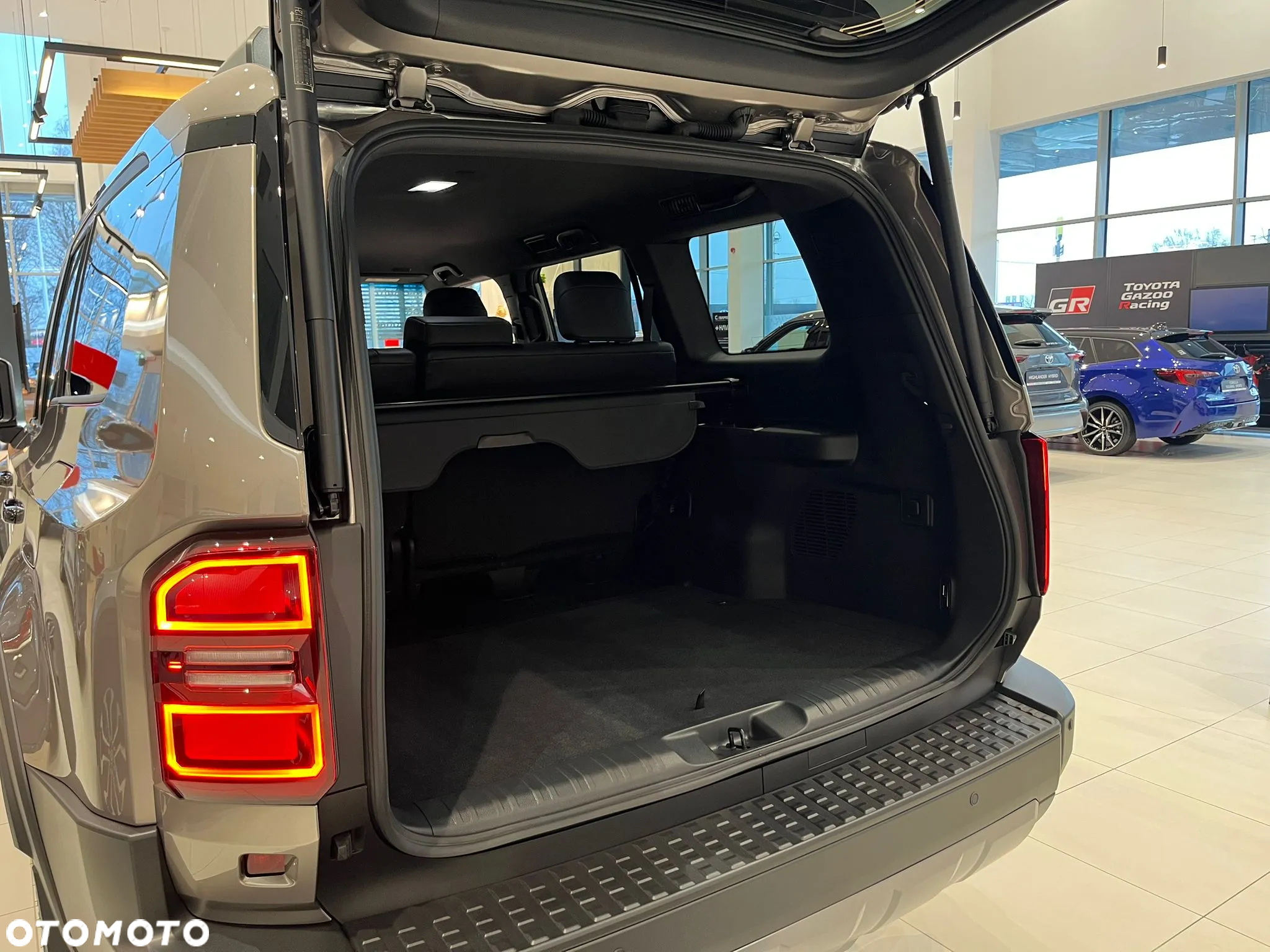 Toyota Land Cruiser LC 2.8 D-4D Invincible