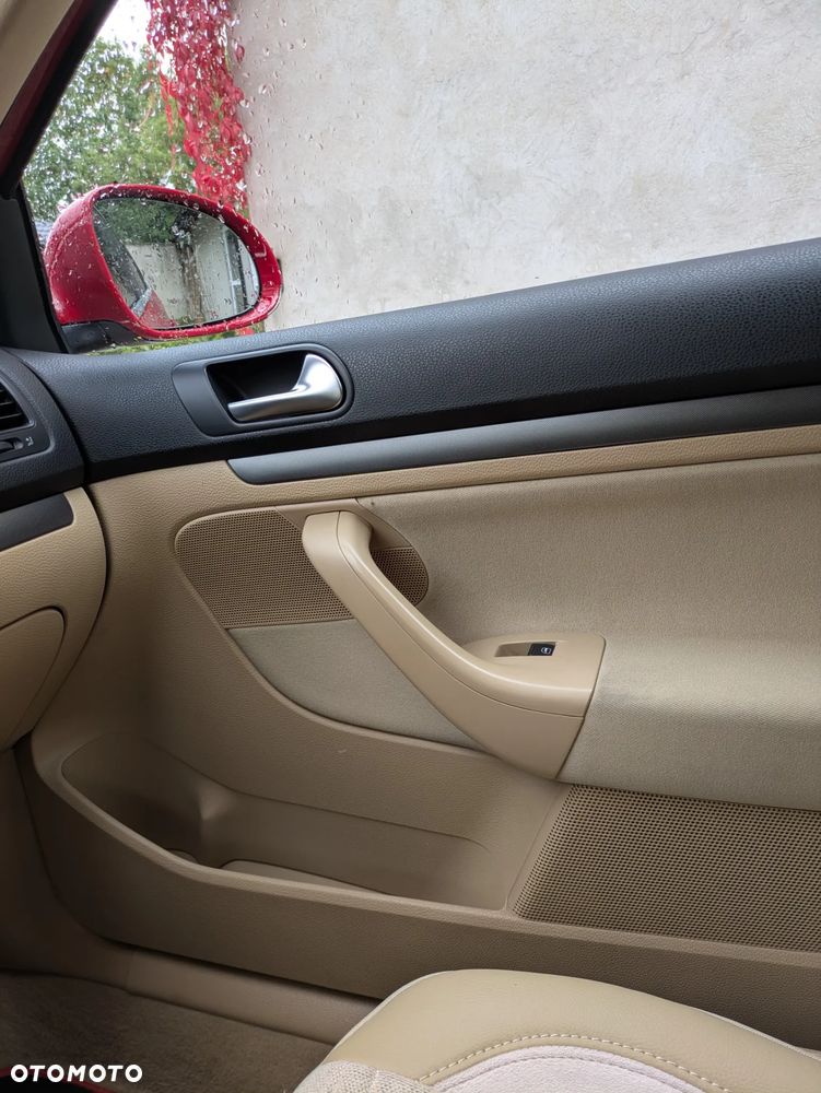 Volkswagen Golf - 19