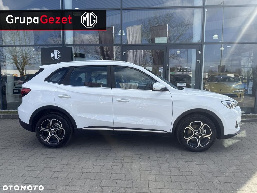 MG ZS - 6