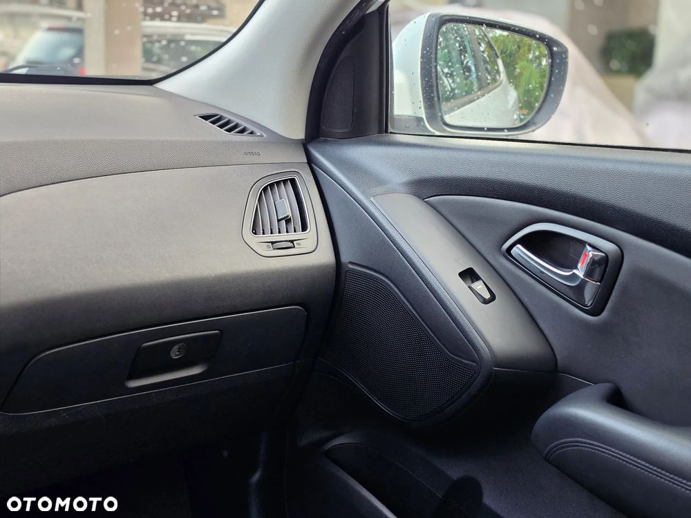 Hyundai ix35 - 33