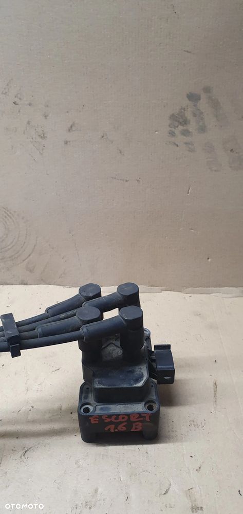 Cewka zapłonowa Ford Focus 1.6 NGK U2001 363 - 3