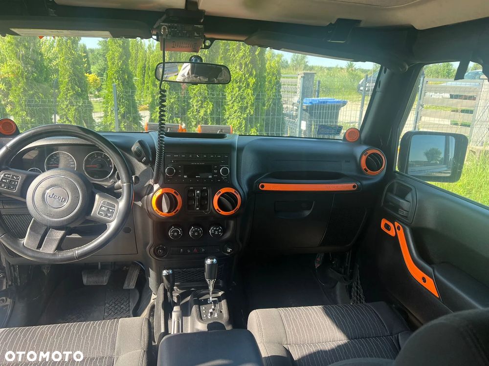 Jeep Wrangler 2.8 CRD Unlim Rubicon - 12