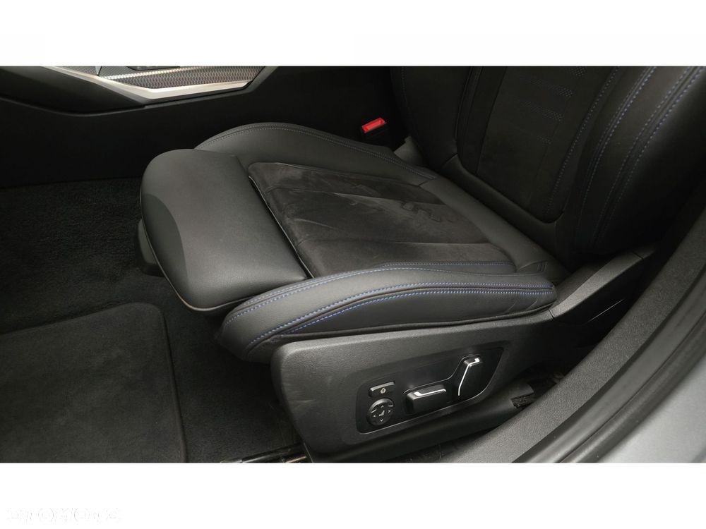 BMW Seria 3 320d xDrive Sport - 19