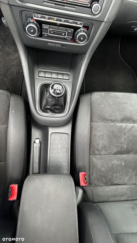 Volkswagen Golf 1.4 TSI Highline Optimum - 17