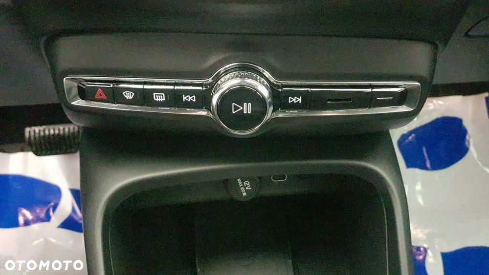 Volvo XC 40 - 23