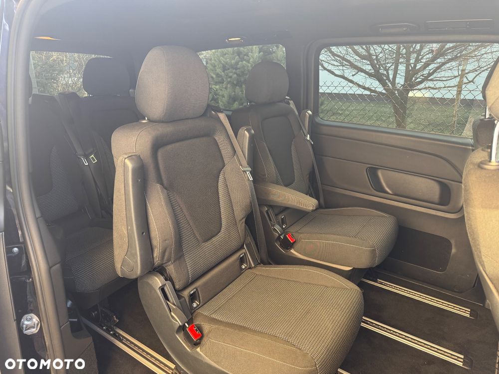 Mercedes-Benz Klasa V 300 d kompakt 9G-TRONIC Special Edition Style - 12