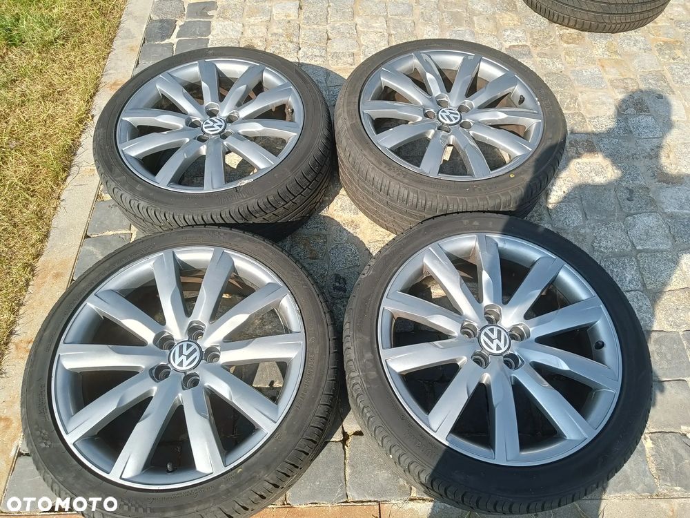 Felgi Aluminiowe 19 5x112 8Jx19H2 ET39 Audi Q5 SQ5 8R0601025B Koła VW Seat Skoda - 1